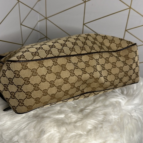 💯Authentic Gucci Canvas Messenger Bag🍀 - Picture 6 of 17